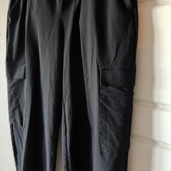 Eileen Fisher Washable Stretch Crepe Cargo Pant size Small Black - Picture 5 of 10